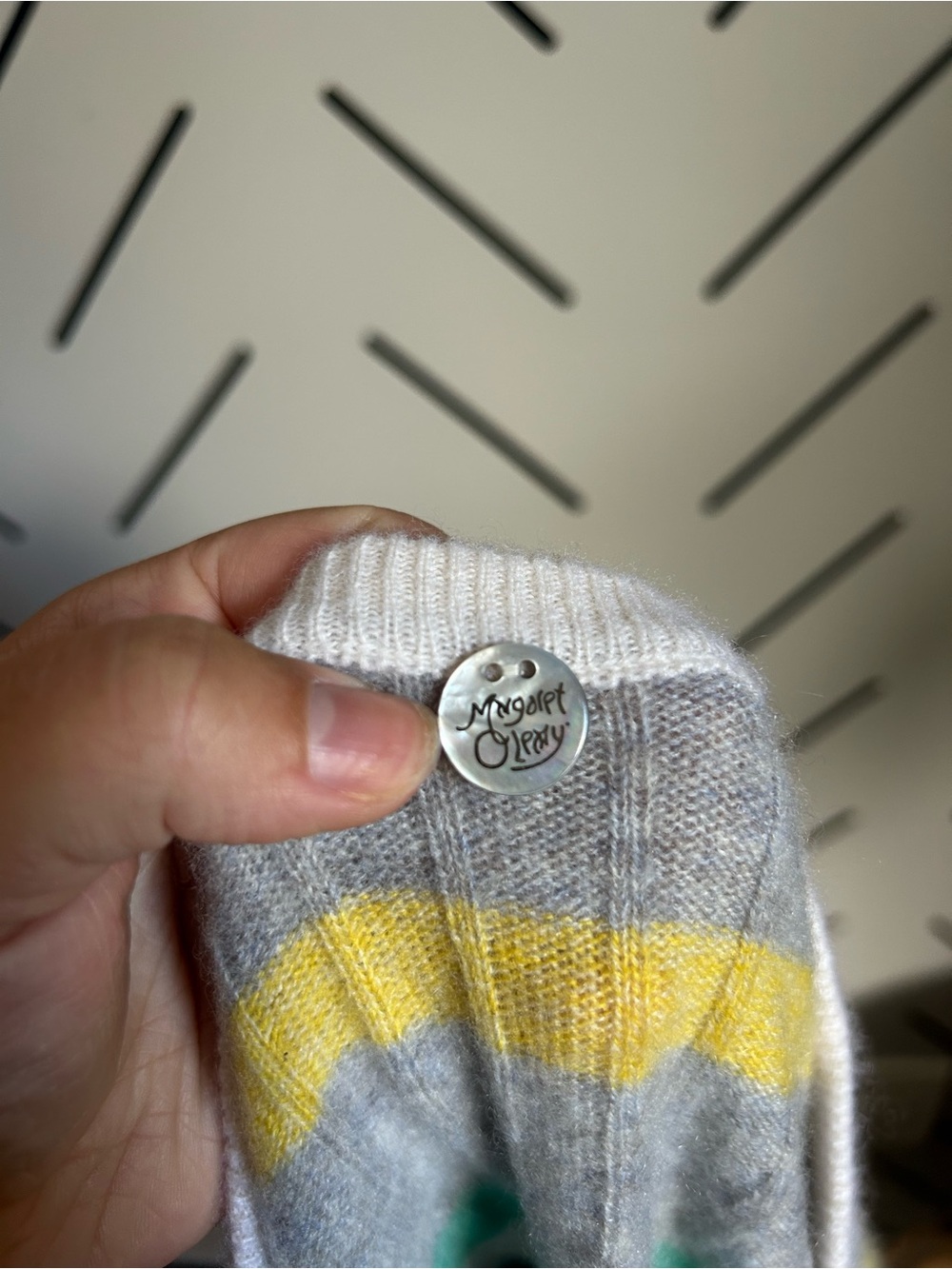 Margaret O'Leary cashmere striped sweater - Picture 3 of 9